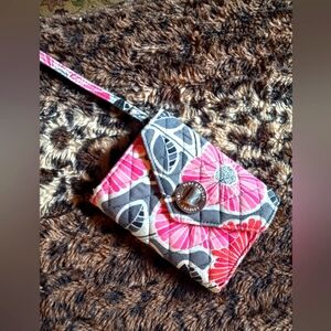EUC Vera Bradley wristlet